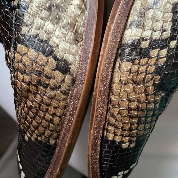 Madewell Frances Snake Embossed Leather Loafer in Warm Ash Multi color size 9.5 - Picture 16 of 16